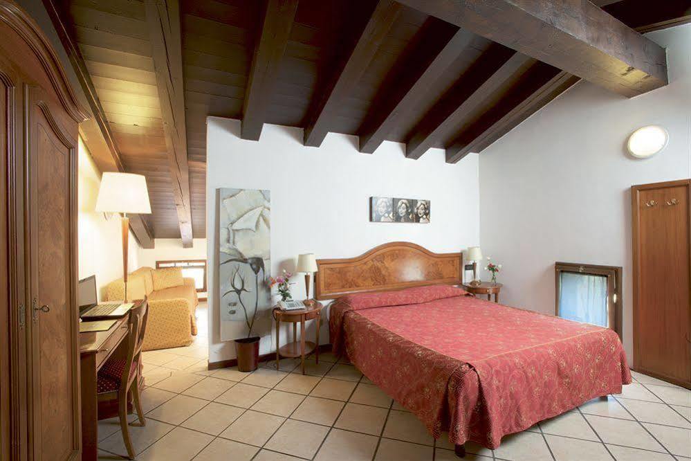 Primotel Brescia Exterior foto